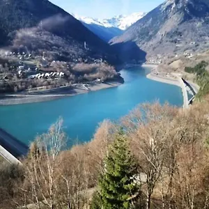superbe-studio-dans-la-vallee-de-leau-dolle.hotels-rhonealpes.com/